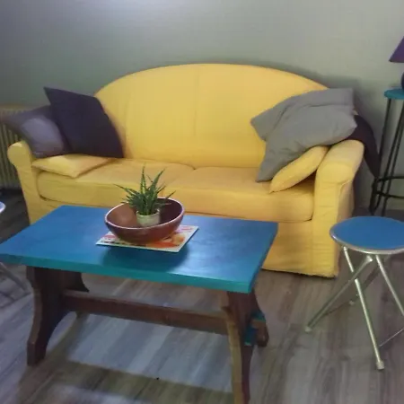 Mosaique Accueil Rando, Peche, Farniente * Latouille-Lentillac