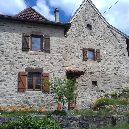 בית נופש Mosaique Accueil Rando, Peche, Farniente Latouille-Lentillac