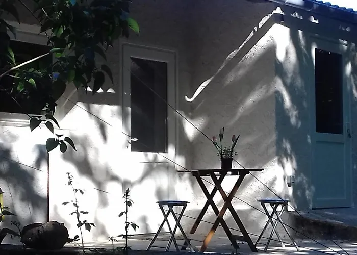 Mosaïque Accueil Rando, Pêche, Farniente Hébergement de vacances *